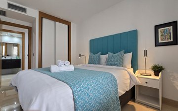 Property slide 21