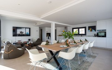 Property slide 16