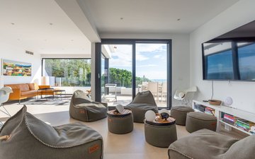 Property slide 21