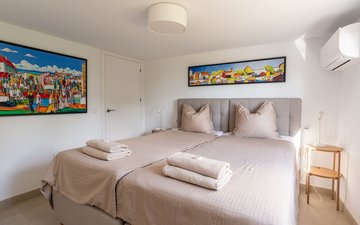 Property slide 62
