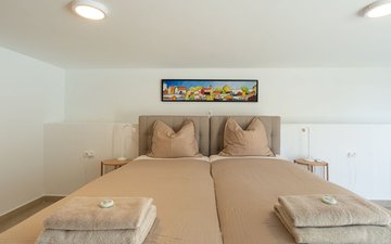 Property slide 65