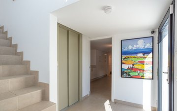 Property slide 76