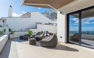 Property slide 84