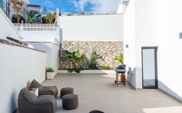 Property slide 85