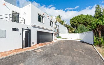 Property slide 88