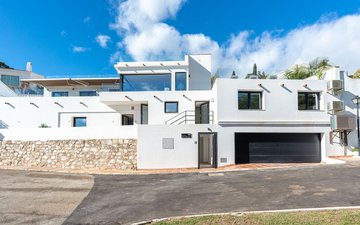Property slide 89