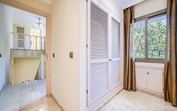 Property slide 14