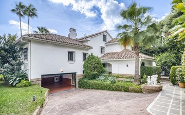 Property slide 19