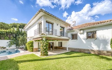 Property slide 21