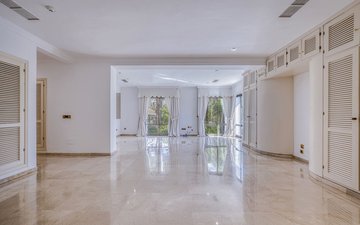 Property slide 36