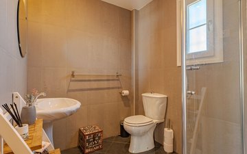 Property slide 10