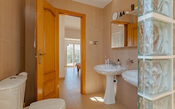 Property slide 27