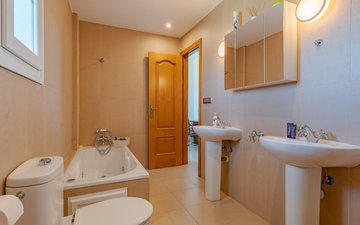 Property slide 31