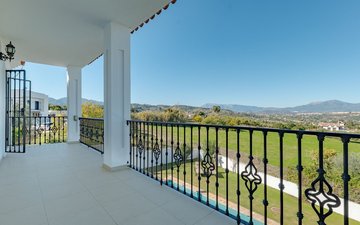 Property slide 39