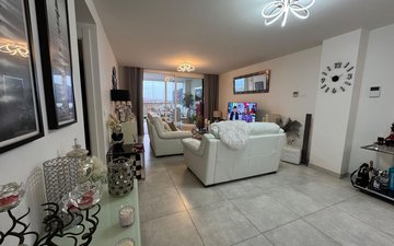 Property slide 19