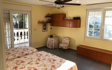 Property slide 16