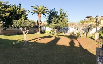 Property slide 25