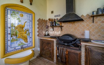 Property slide 21