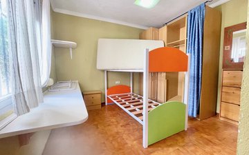 Property slide 10
