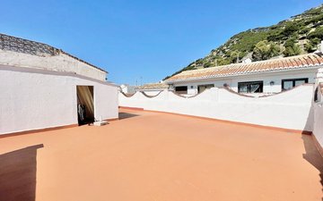 Property slide 14