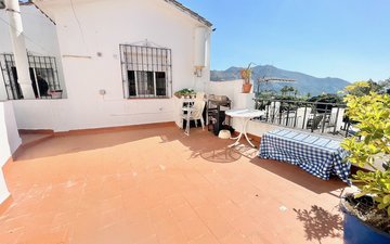 Property slide 19