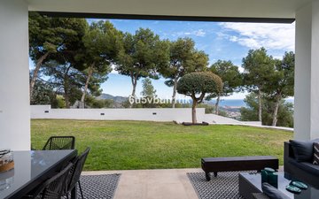 Property slide 43