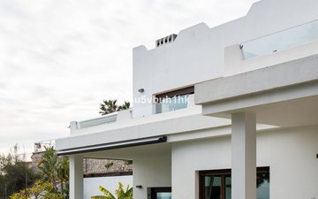 Property slide 50