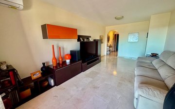 Property slide 22