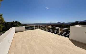 Property slide 18