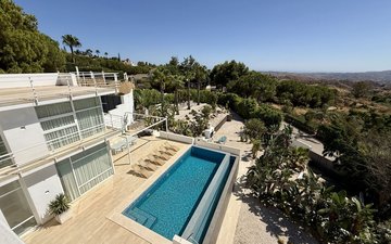 Property slide 19
