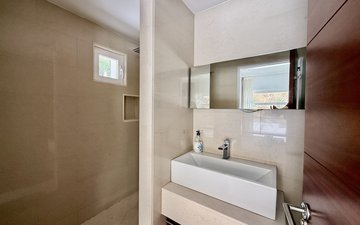 Property slide 25