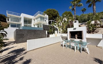 Property slide 42