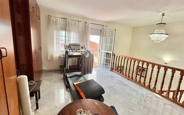 Property slide 21