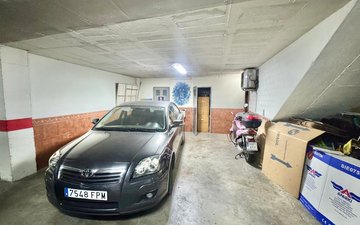 Property slide 24