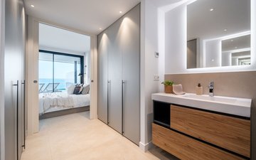 Property slide 21