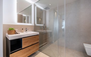 Property slide 22
