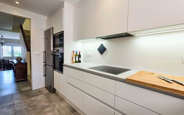 Property slide 6