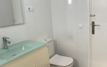 Property slide 22