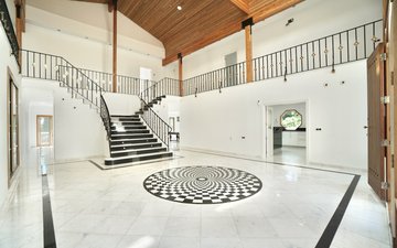Property slide 10