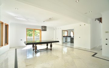 Property slide 18