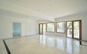Property slide 24