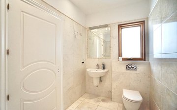 Property slide 33