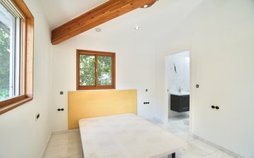 Property slide 38
