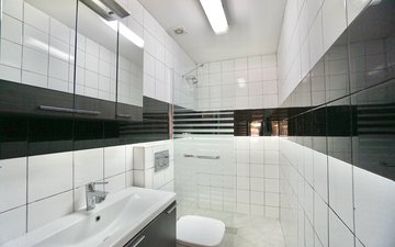 Property slide 43