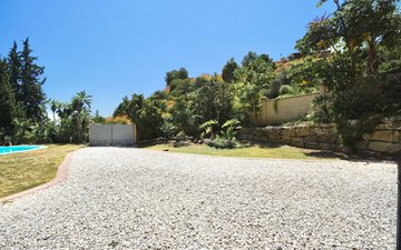 Property slide 49