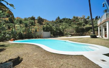 Property slide 58