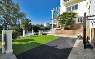 Property slide 15