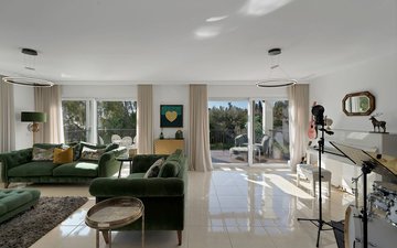 Property slide 21