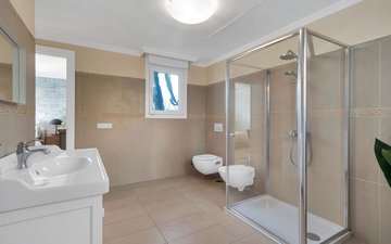 Property slide 38