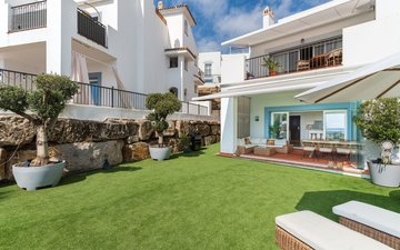Property slide 23
